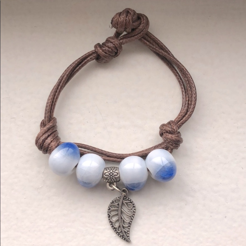 Leaf w/ Blue Stone Ball Bracelet